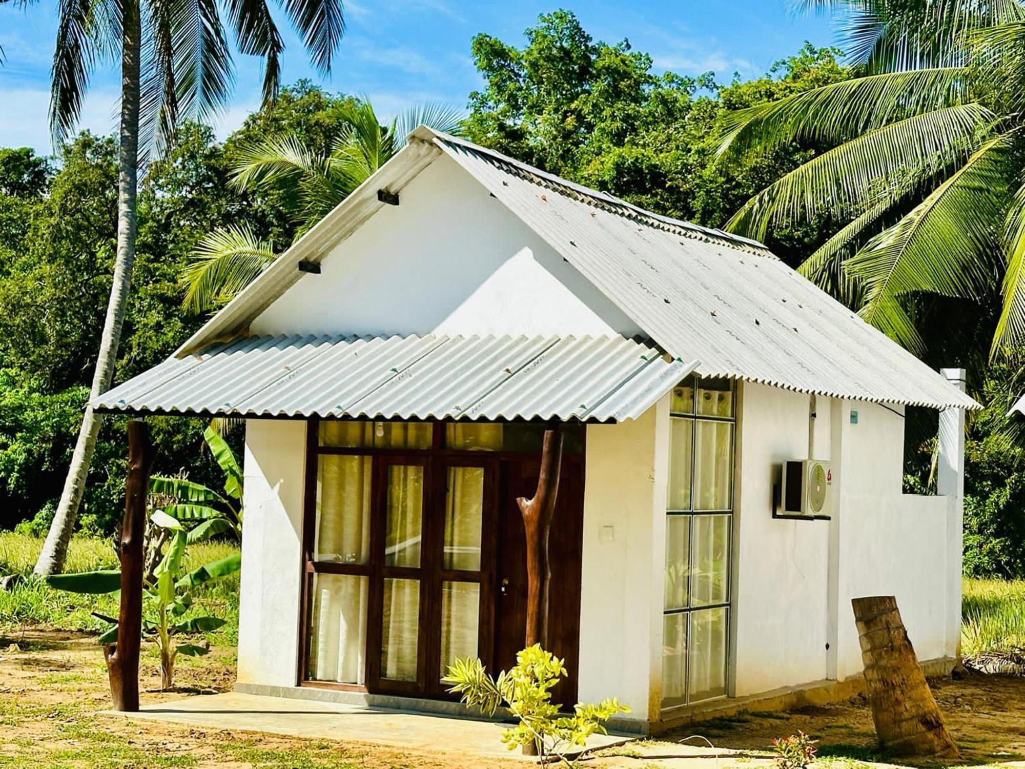 Eagle Safari Cottage Udawalawe Exterior photo